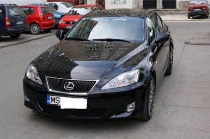 lexus is
